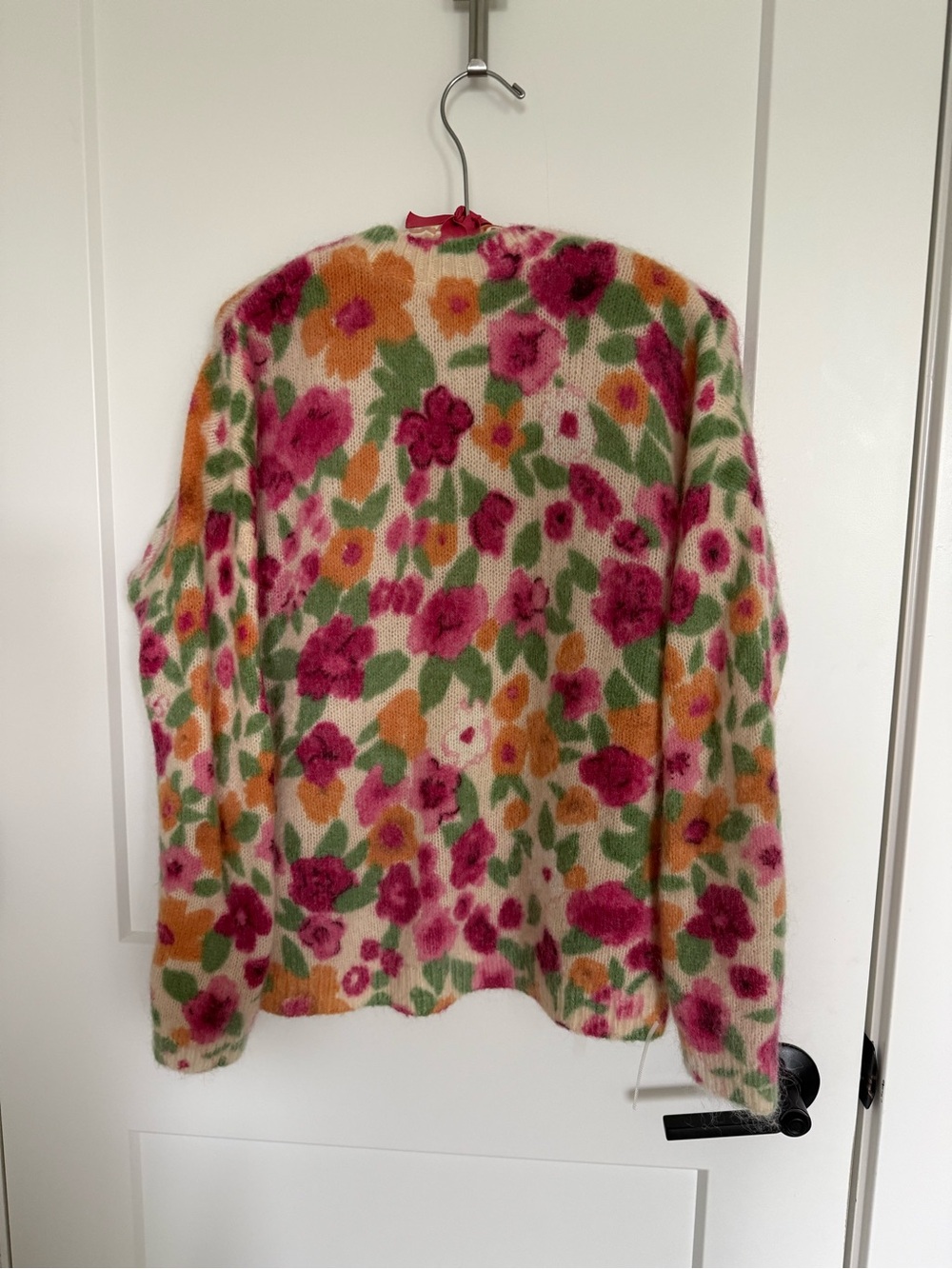 Sézane Lila Jumper in the "Pink Flowers / Cream" - Picture 6 of 6